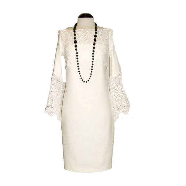 Vestido manga trompeta. Guipur Blanco