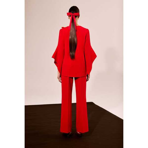 Conjunto de pantalón y top de vestir en color rojo