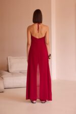 Conjunto de casaca y pantalón en color burdeos