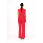 Conjunto de pantalón de vestir, de talle alto y top sin mangas, de diseño de peplum en color coral - Imagen 2