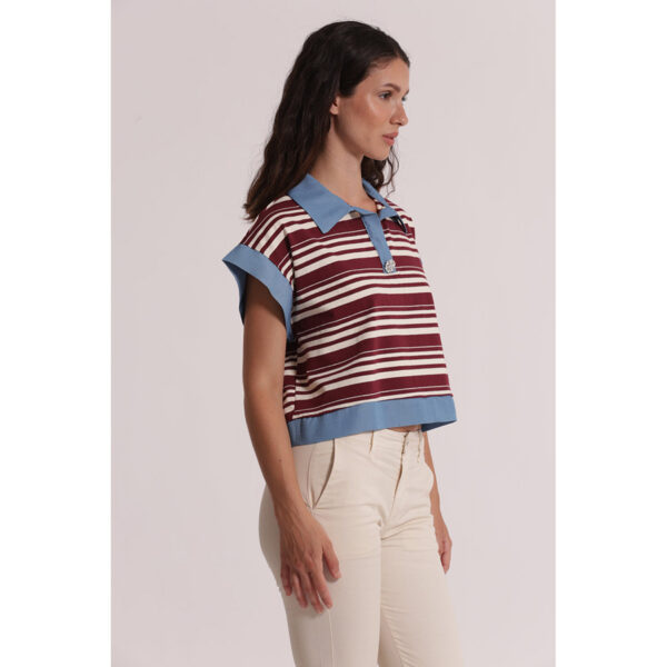 Camisa de estilo polo, de silueta oversize confeccionada en algodón con rayas horizontales y cuellos en tejido tejano